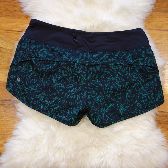 Lululemon speed shorts green/black 2.5" 6 - Picture 5 of 7